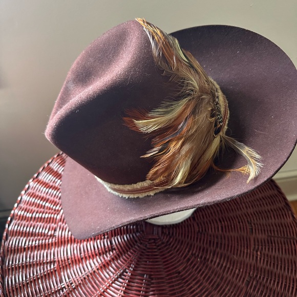 Vintage Boho Trail Boss Feather Accent Wool Cowboy Hat - Picture 5 of 8